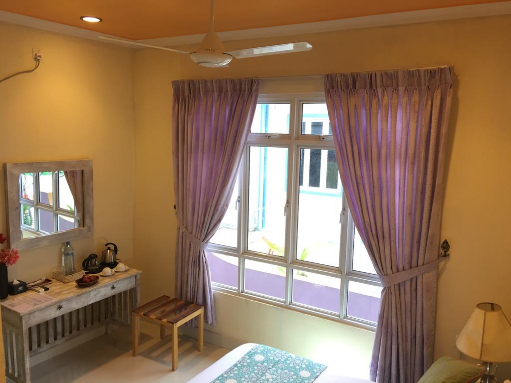 Huraa East Inn Exterior photo