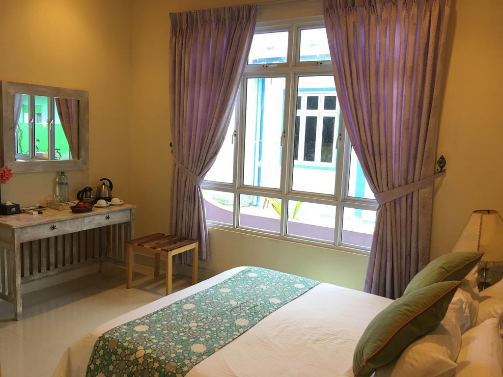 Huraa East Inn Exterior photo